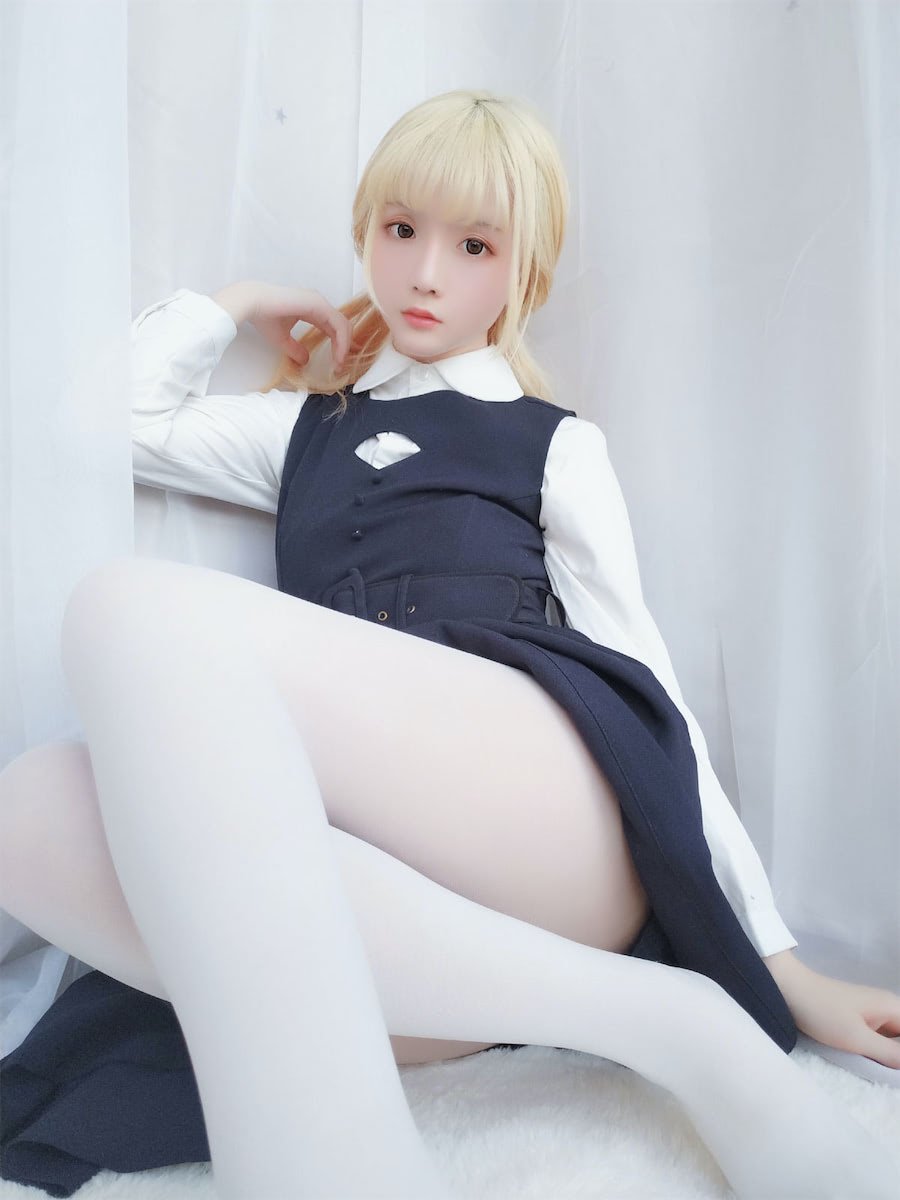 星之迟迟 小女巫