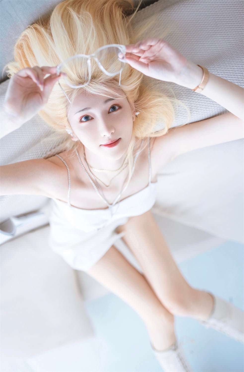 南桃Momoko 白色制服-第1章-图片6