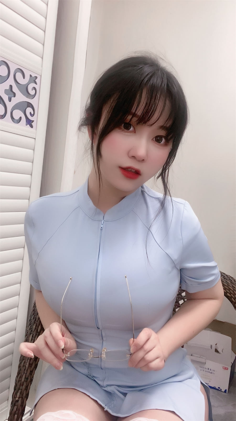 奇行家狗崽 七三蓝色护士自拍-第1章-图片2