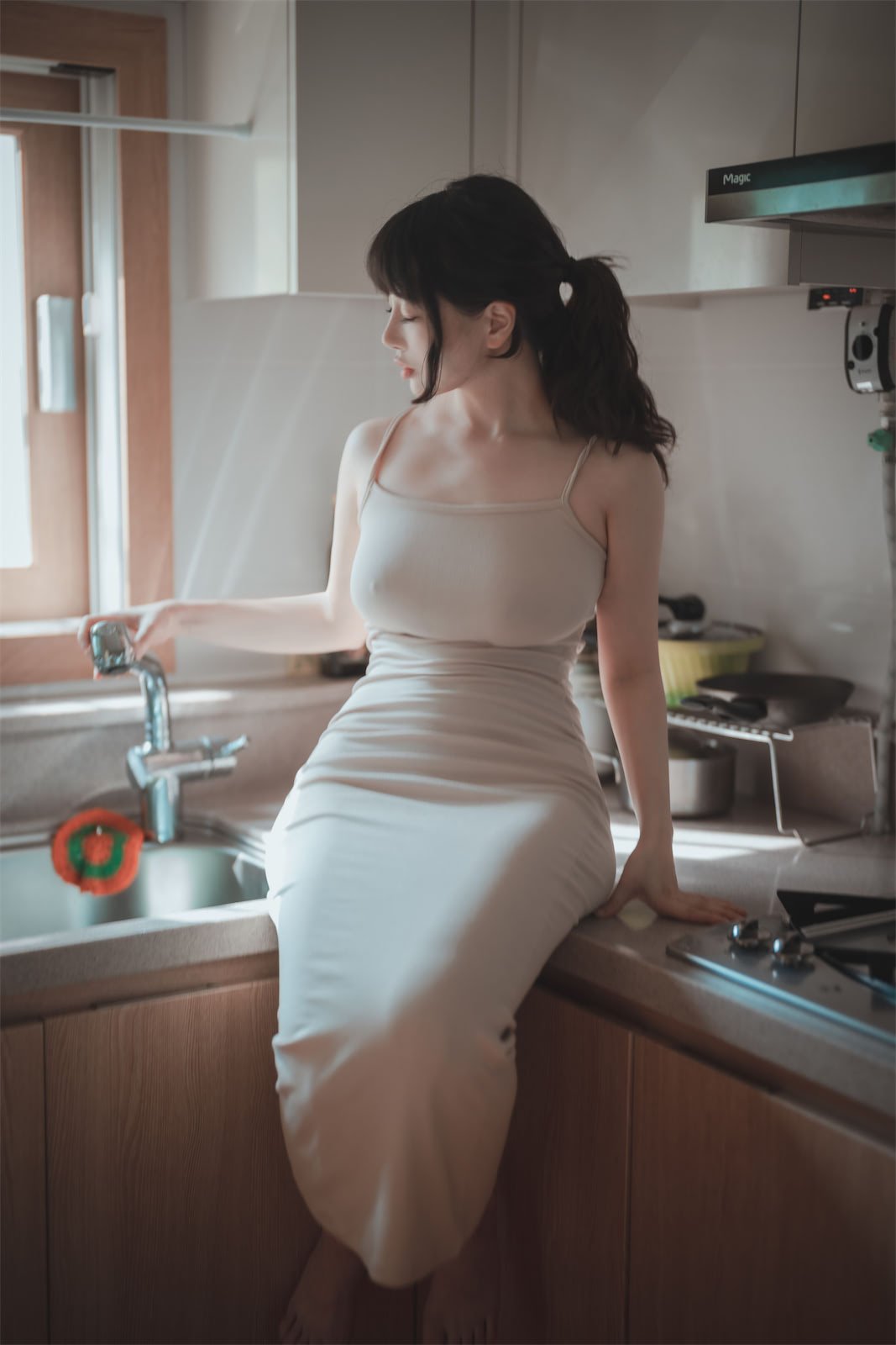 ZziZzi 首尔新妻-第1章-图片24